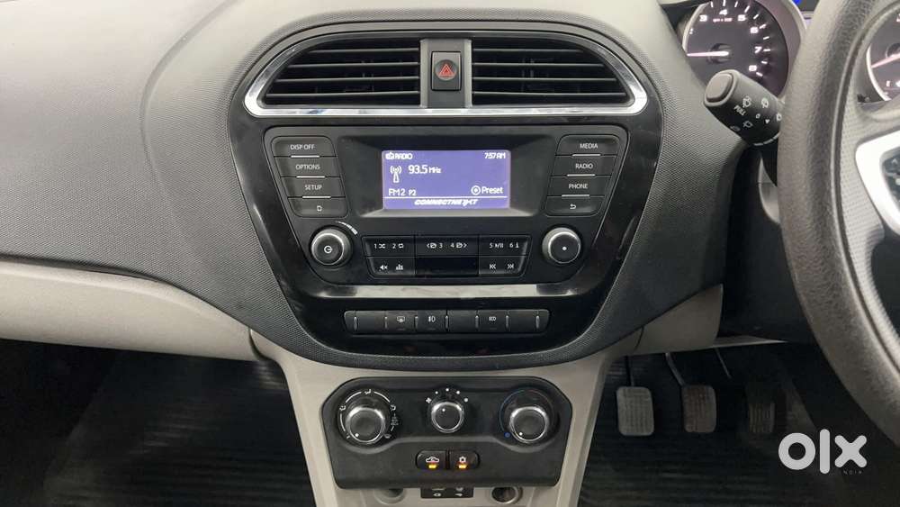 Tata Tiago Xz, 2017, Petrol