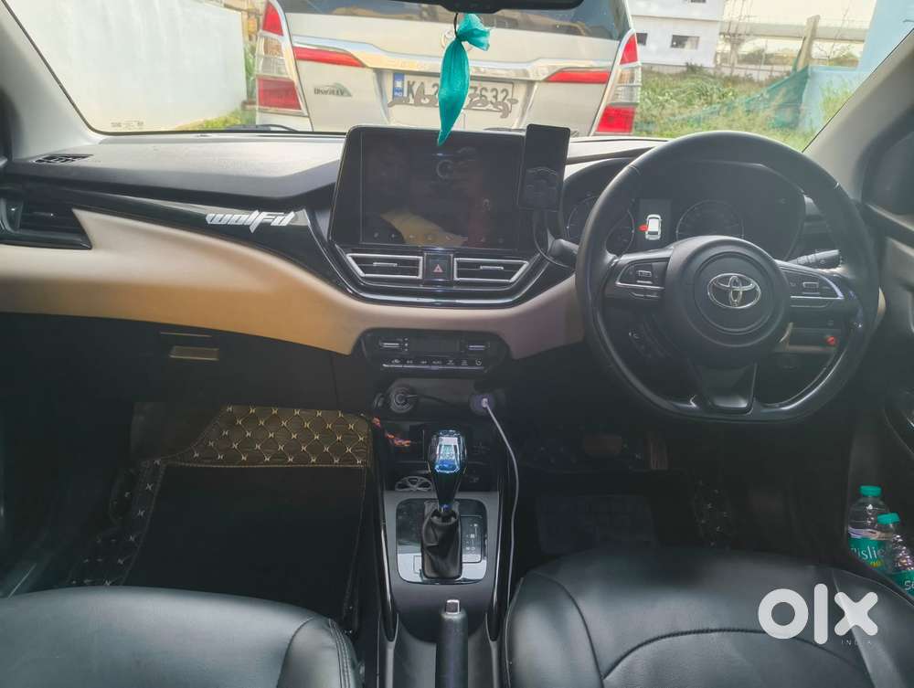 Toyota Glanza 1.2 V AMT, 2023, Petrol