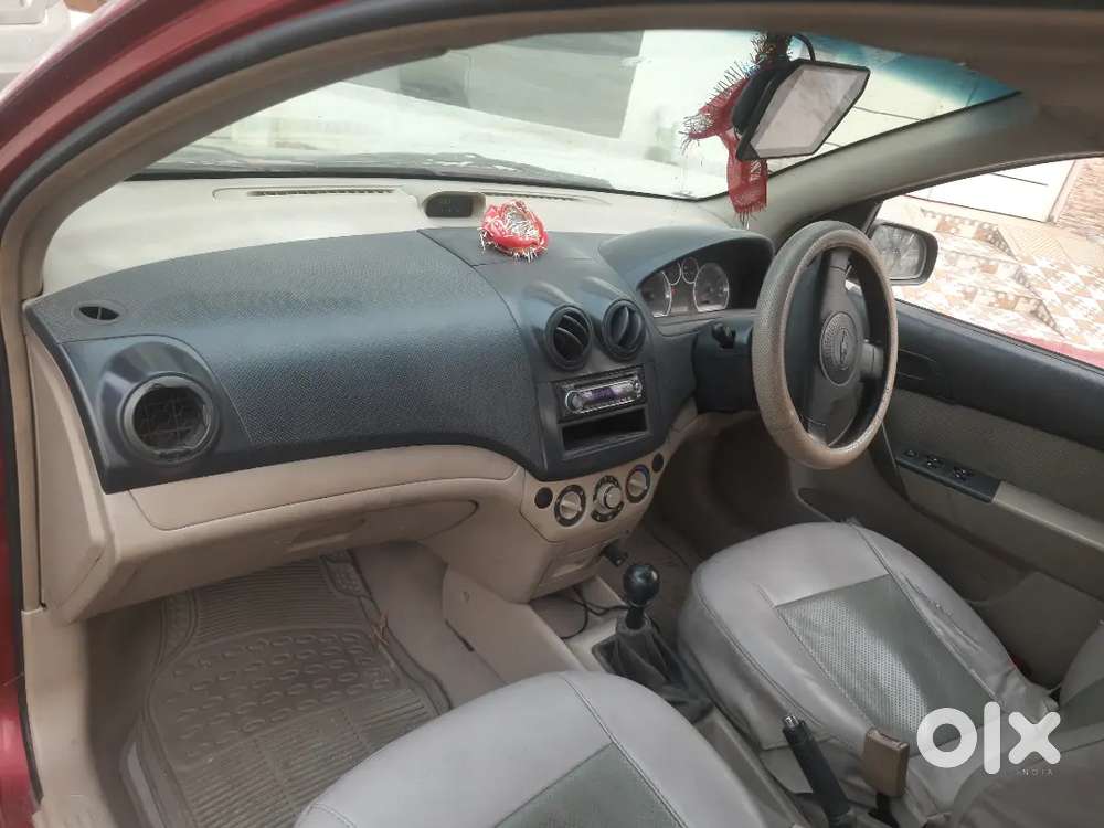 Chevrolet Aveo 2007 Petrol 80000 Km Driven