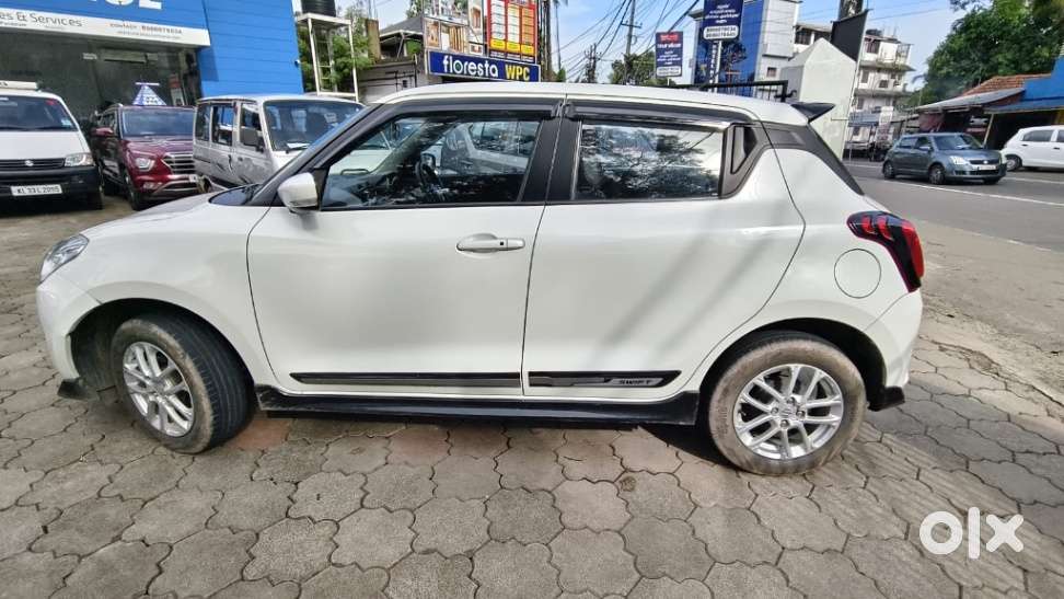 Maruti Suzuki Swift Zxi, 2021, Petrol