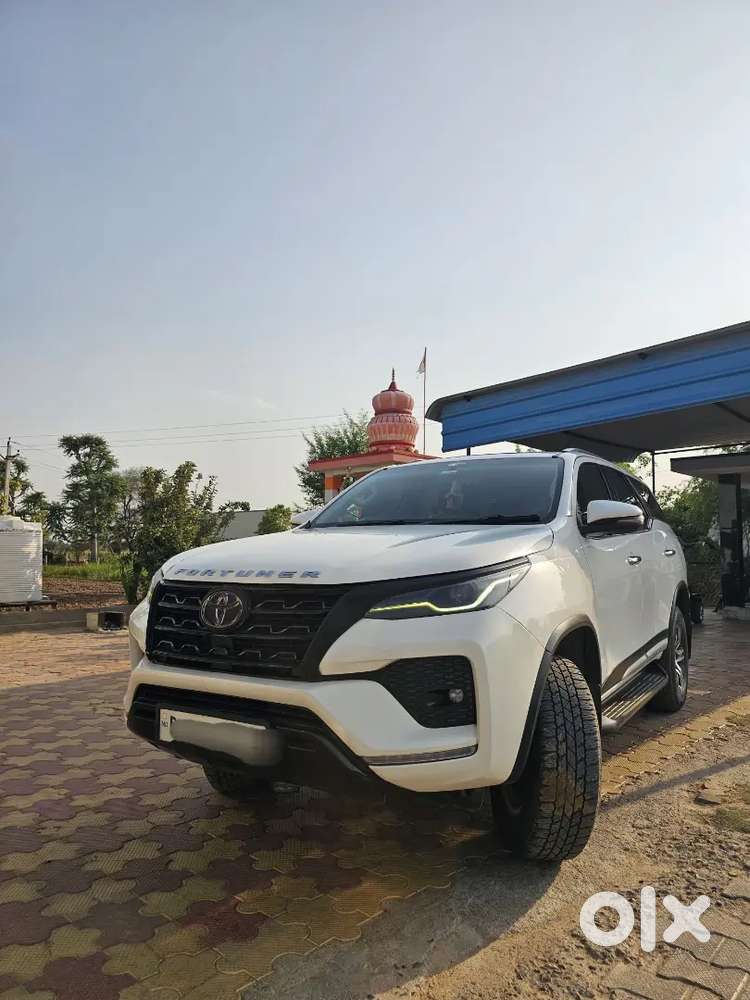 Toyota Fortuner 2021 Diesel 117000 Km Driven