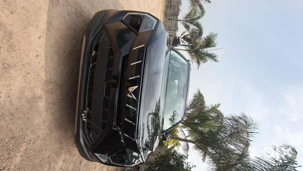 Mahindra Car Petrol 2025