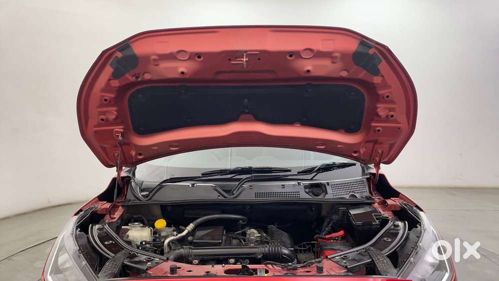 Nissan Magnite 1.0 Xv, 2023, Petrol
