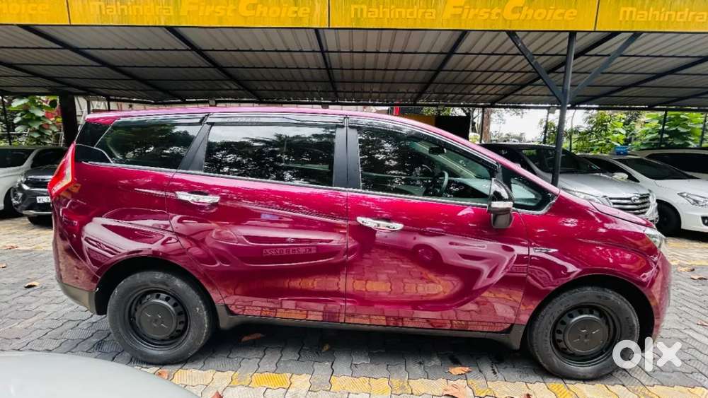 Mahindra Marazzo M2, 2018, Diesel