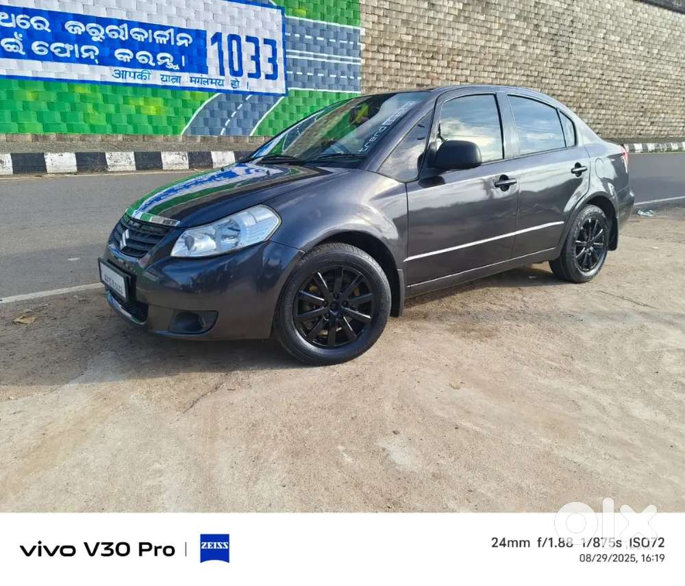 Maruti Suzuki Sx4 2013