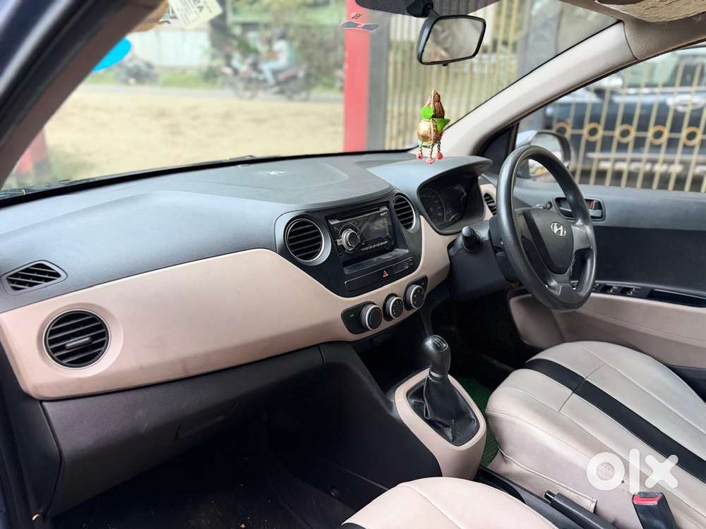 Hyundai Grand I10 Sportz, 2014, Petrol