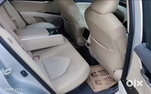 Toyota Camry Hybrid, 2022, Petrol