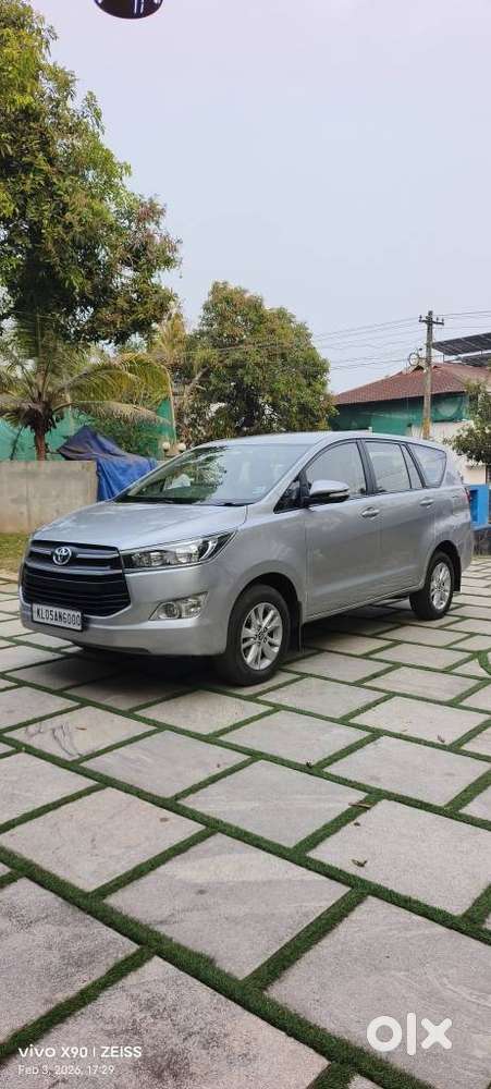 Toyota Innova Crysta 2.8 Gx At, 2016, Diesel