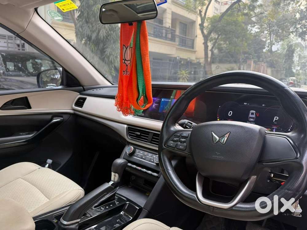 Mahindra Xuv700 2022 Diesel Automatic Well Maintained