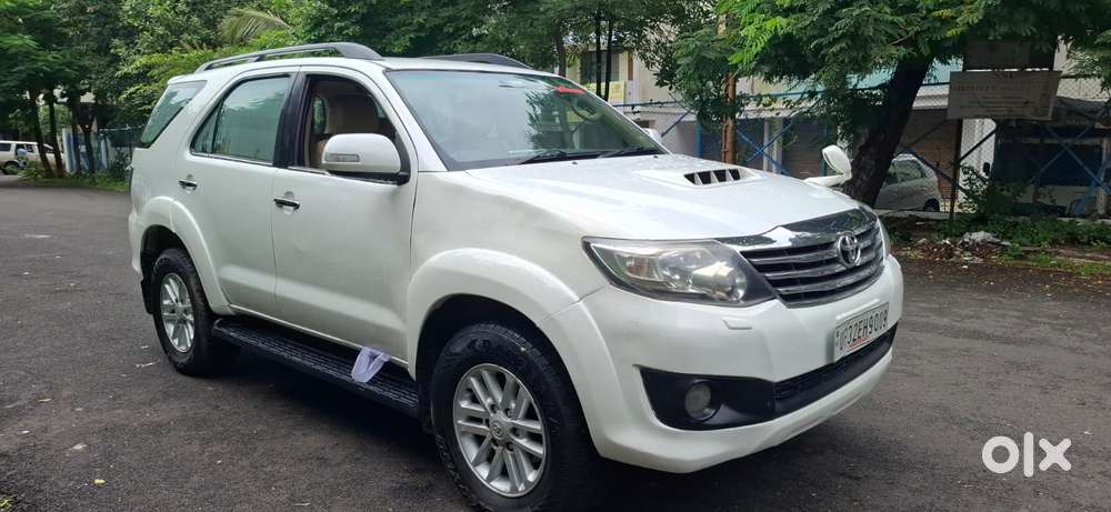Toyota Fortuner 3.0 4x4 Manual, 2012, Diesel
