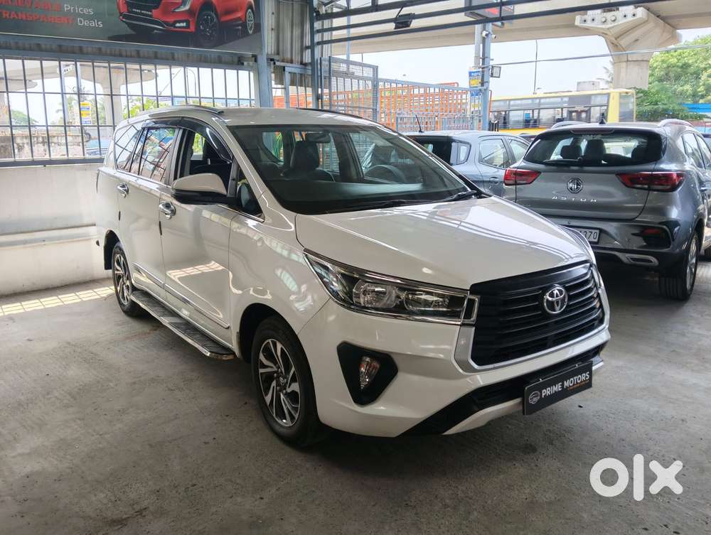 Toyota Innova Crysta 2.8 Gx At 8 Seater, 2021, Diesel