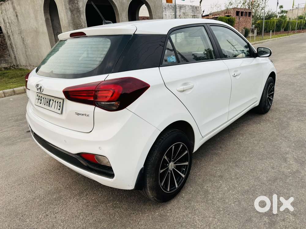 Hyundai I20 Sportz 1.2 Vtvt, 2020, Petrol