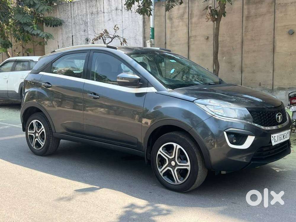 Tata Nexon 1.2 Revotron Xt, 2019, Petrol