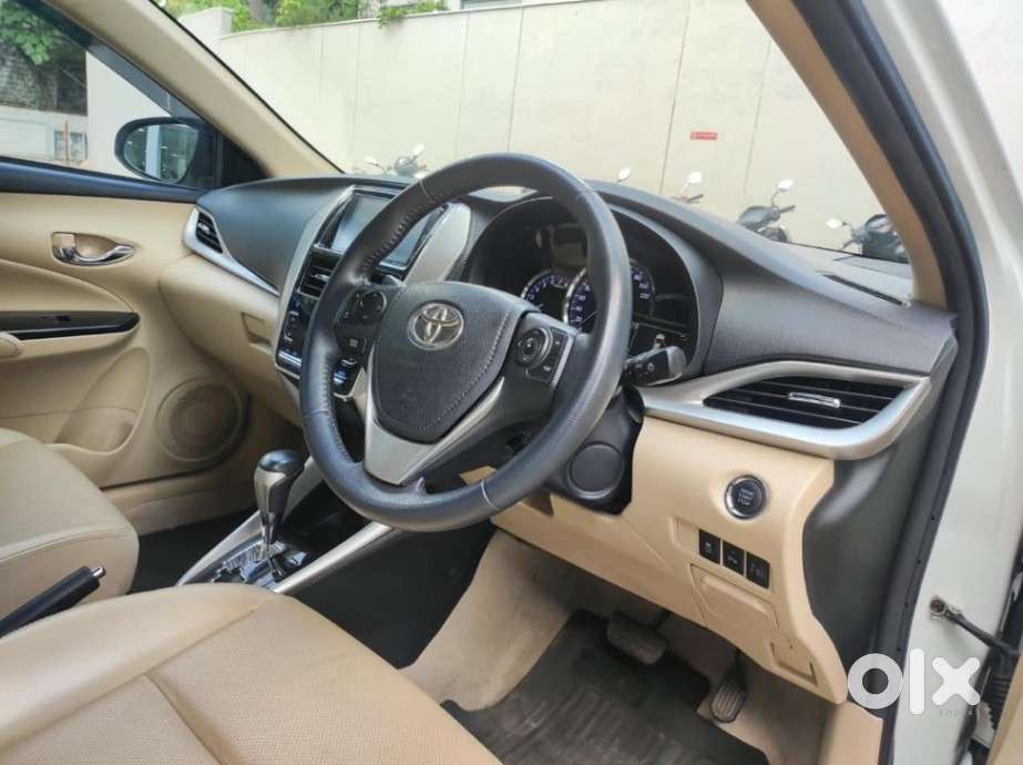Toyota Yaris Ativ Vx Cvt, 2021, Petrol