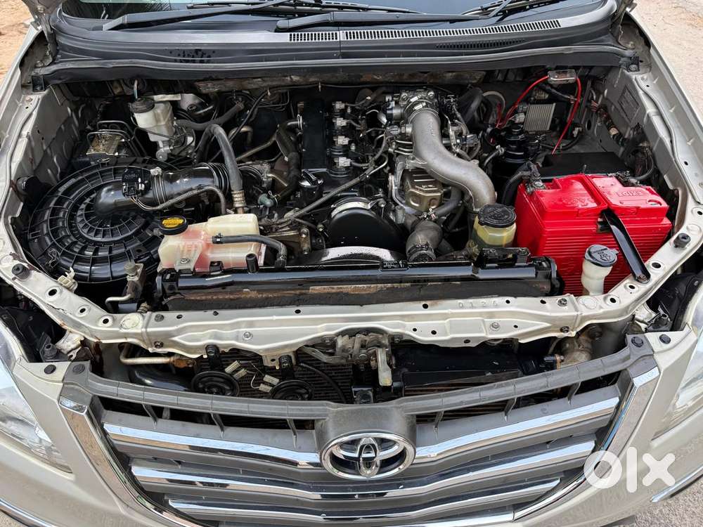Toyota Innova 2.5 V 8 Str, 2014, Diesel
