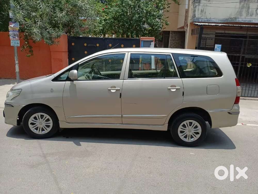 Toyota Innova 2013 Diesel Well Maintained