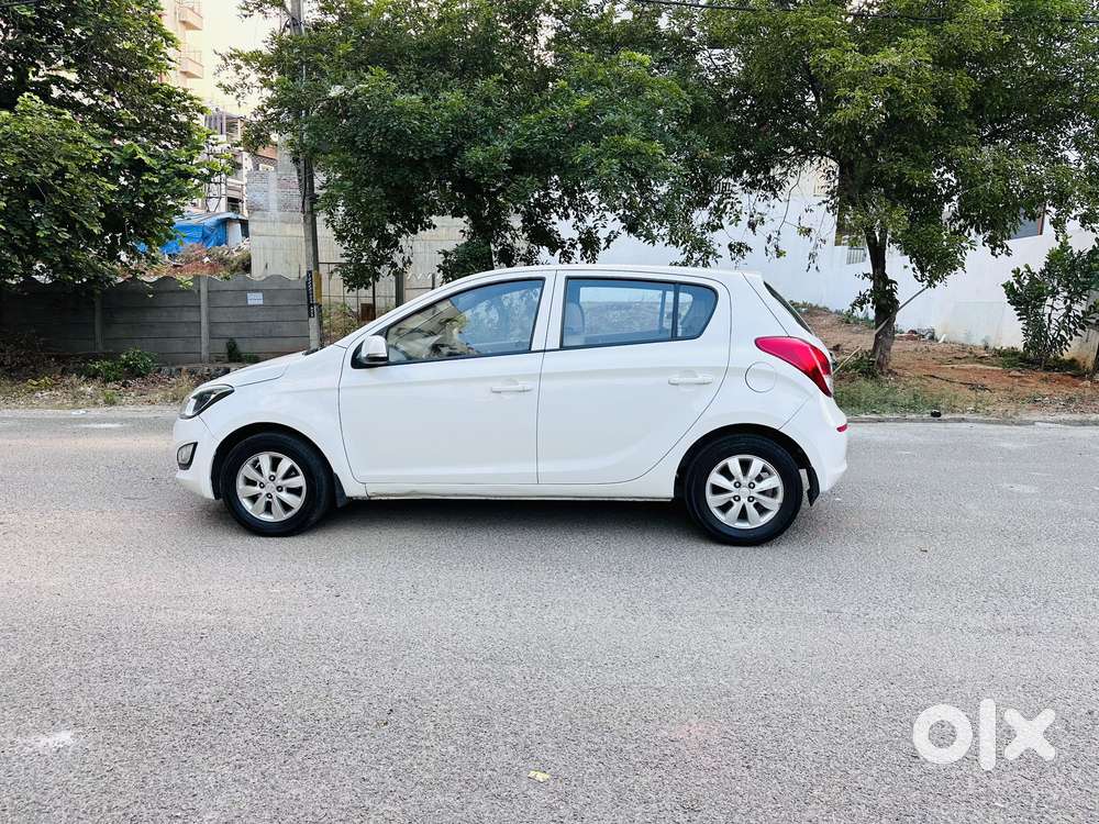 Hyundai I20 Sportz 1.2 Bs-iv, 2012, Petrol