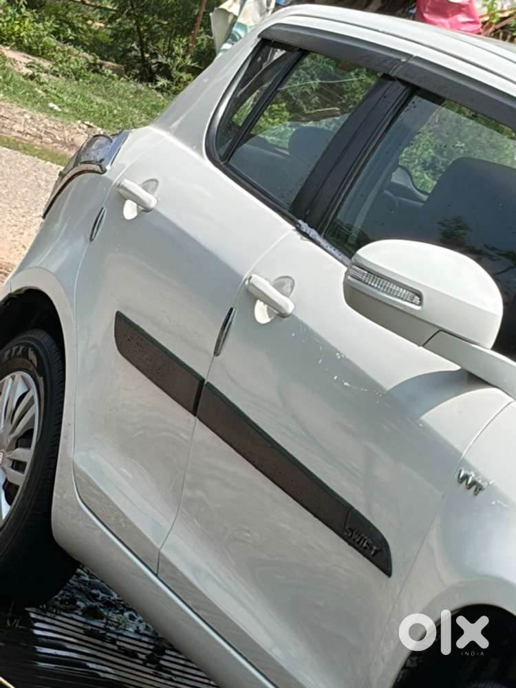 Maruti Suzuki Swift 2017 Petrol 63000 Km Driven