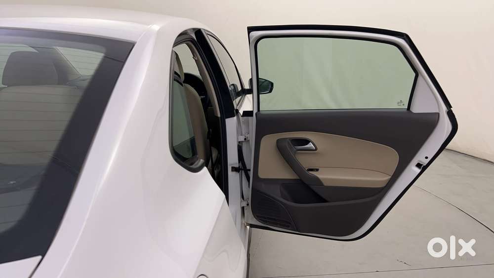 Volkswagen Vento 2010-2013 Petrol Highline At, 2020, Petrol