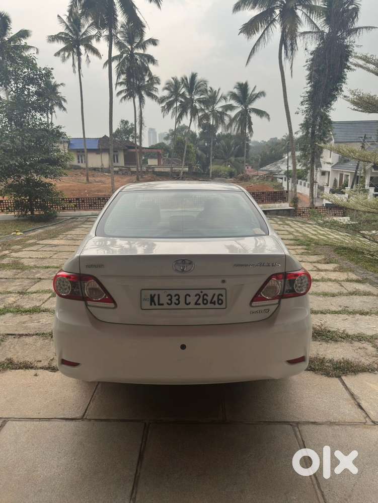 Single Owner Toyota Corolla Altis 2011 Diesel Well Maintained