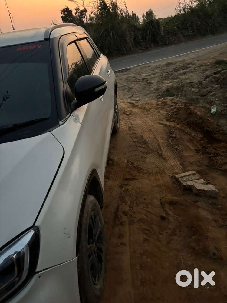 Maruti Brezza 1.5 Vxi 2021