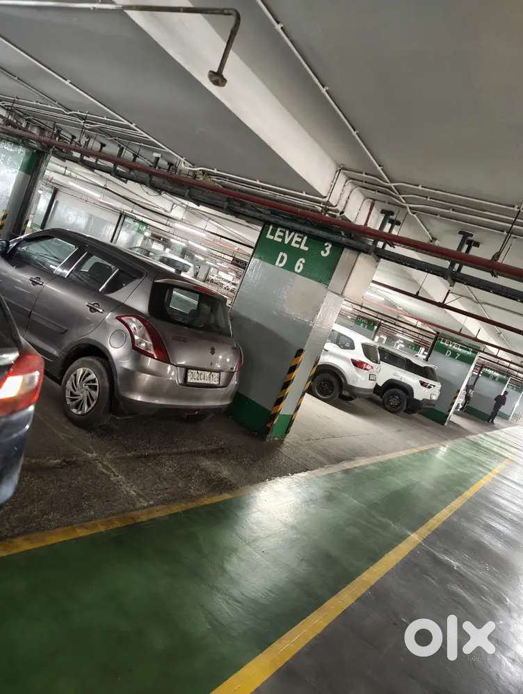 Cng Lagi Hui Hai Lekin Pass Nahin Hai