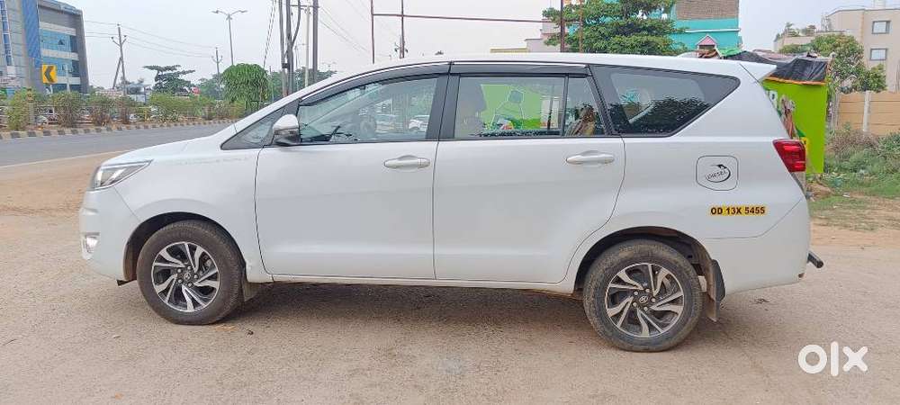 Toyota Innova Crysta 2.4 Gx Mt 8s, 2025, Diesel