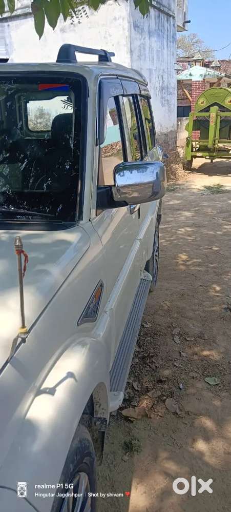 Mahindra Vision S Diesel 2016