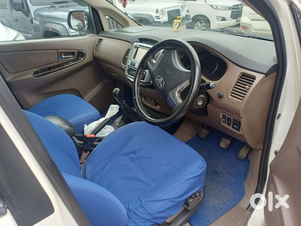 Toyota Innova 2.5 Vx 7 Str Bs-iii, 2015, Diesel