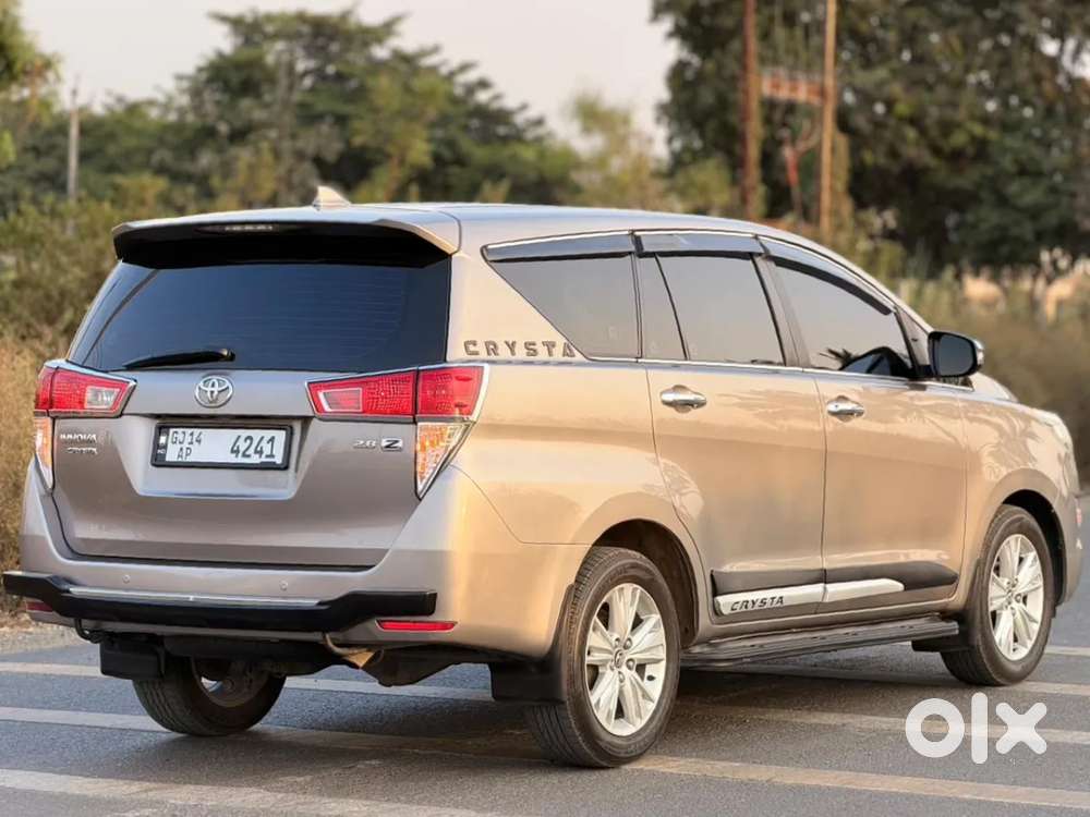 Toyota Innova Crysta 2.8 Zx At 7 Seater, 2019, Diesel