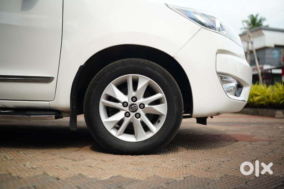 Toyota Innova Crysta 2.4 G Mt, 2018, Diesel