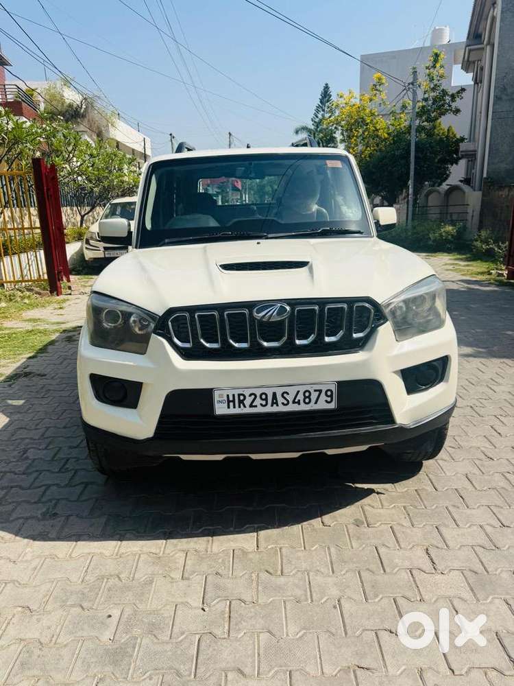 Mahindra Diesel Car 2019