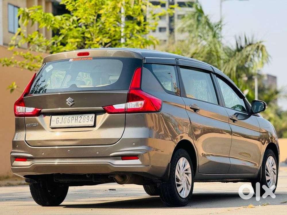 Maruti Suzuki Ertiga 2022-2023  Vxi, 2022, Cng & Hybrids
