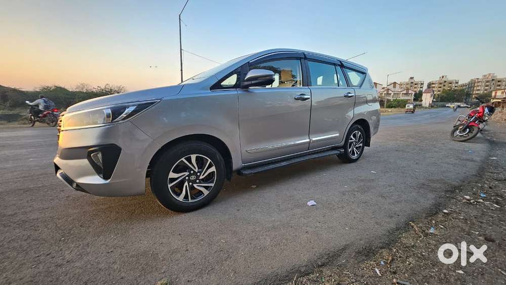 Toyota Innova Crysta 2.4 G Plus Mt 7 Str, 2022, Diesel