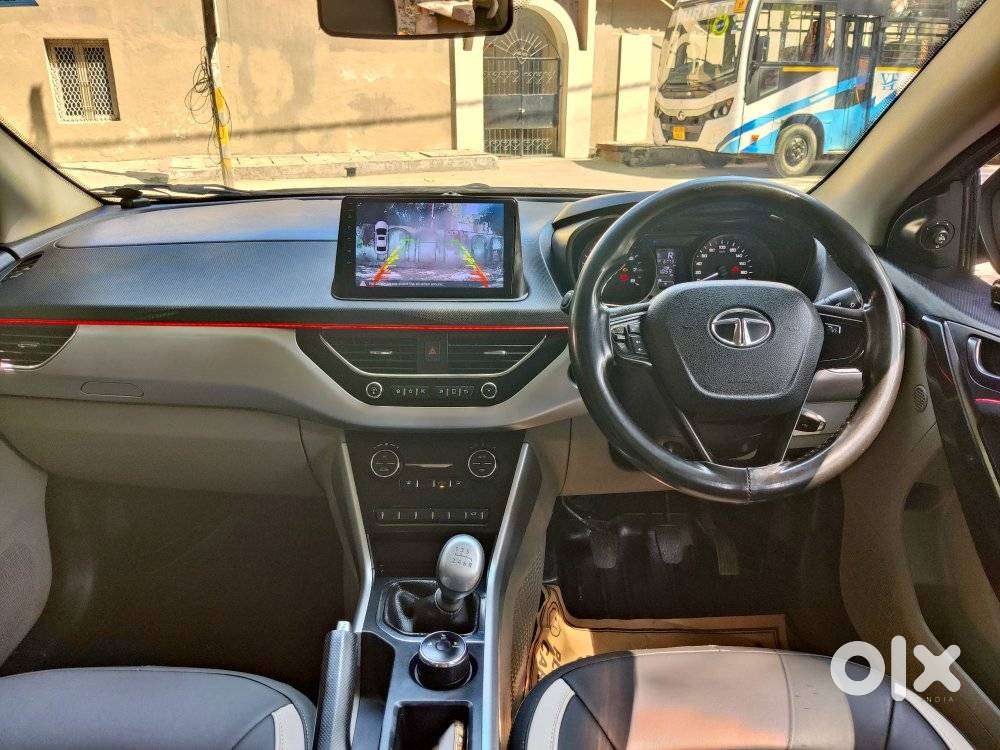 Tata Nexon 1.2 Revotron Xt, 2019, Petrol