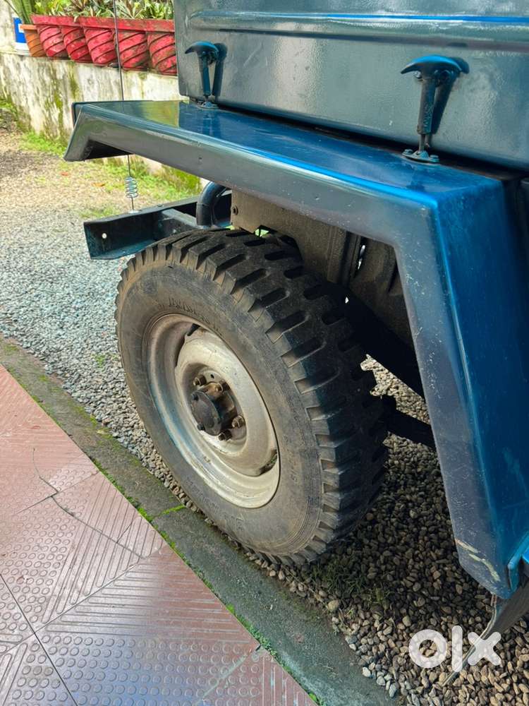 Mahindra Diesel Car 1993