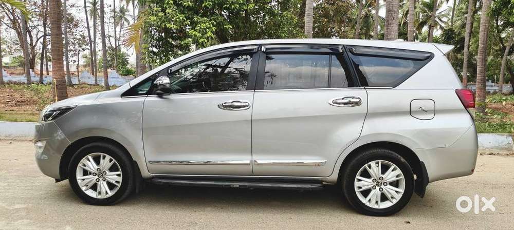 Toyota Innova Crysta 2.8z Automatic, 2017, Diesel