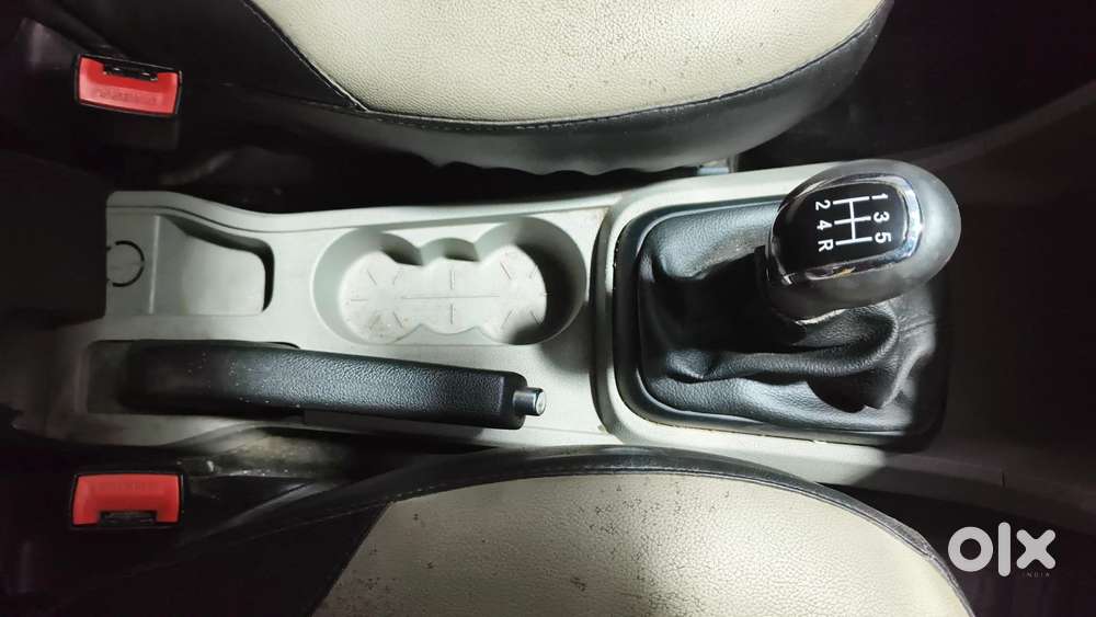 Tata Tiago Xe, 2018, Petrol