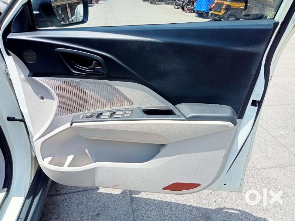 Mahindra Xuv300 W4, 2019, Petrol