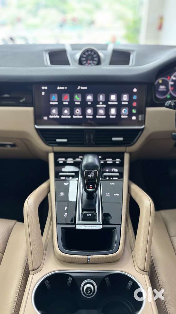Porsche Cayenne Base, 2023, Petrol