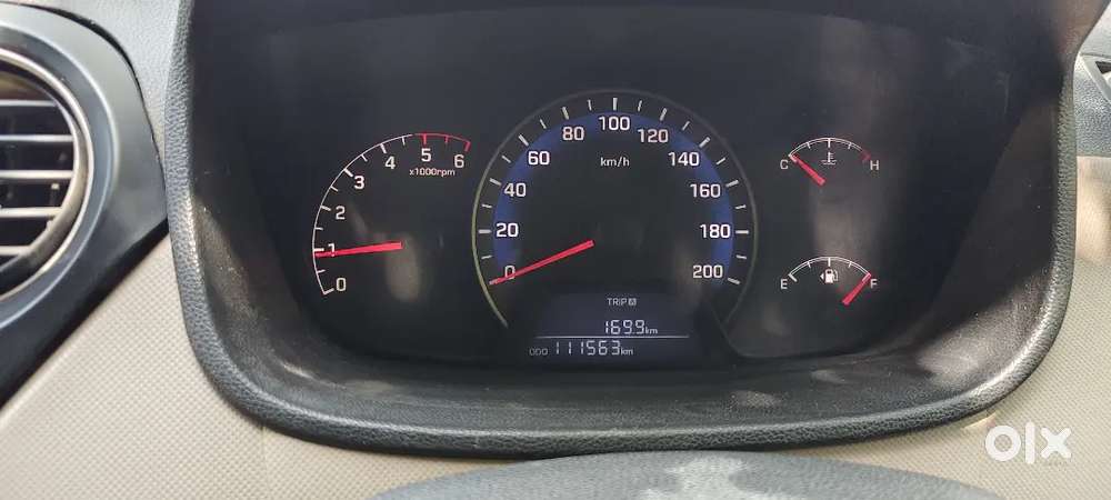 Hyundai Xcent 2016 Diesel Well Maintained