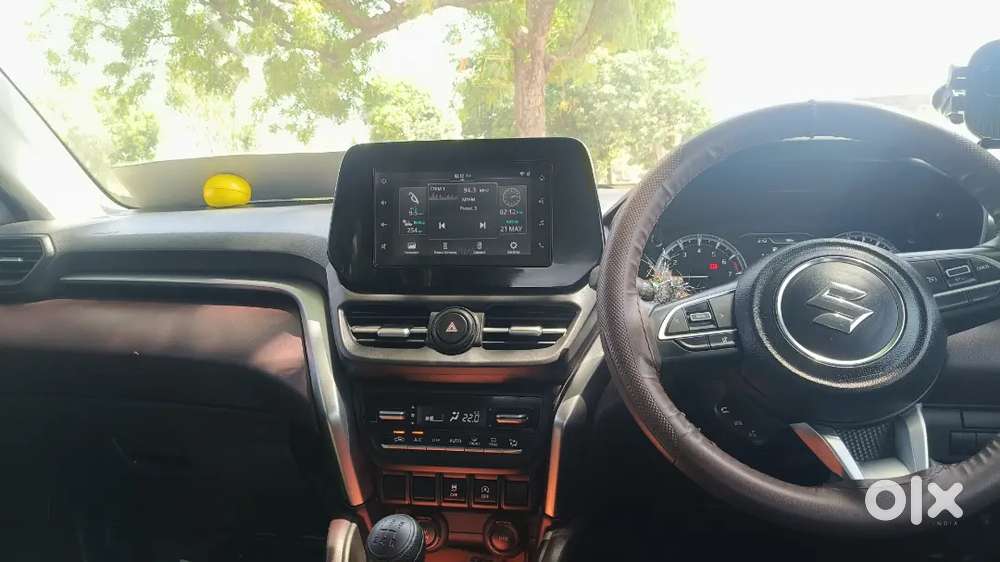 Maruti Suzuki Grand Vitara 7 Seater 2023 Petrol Well Maintained