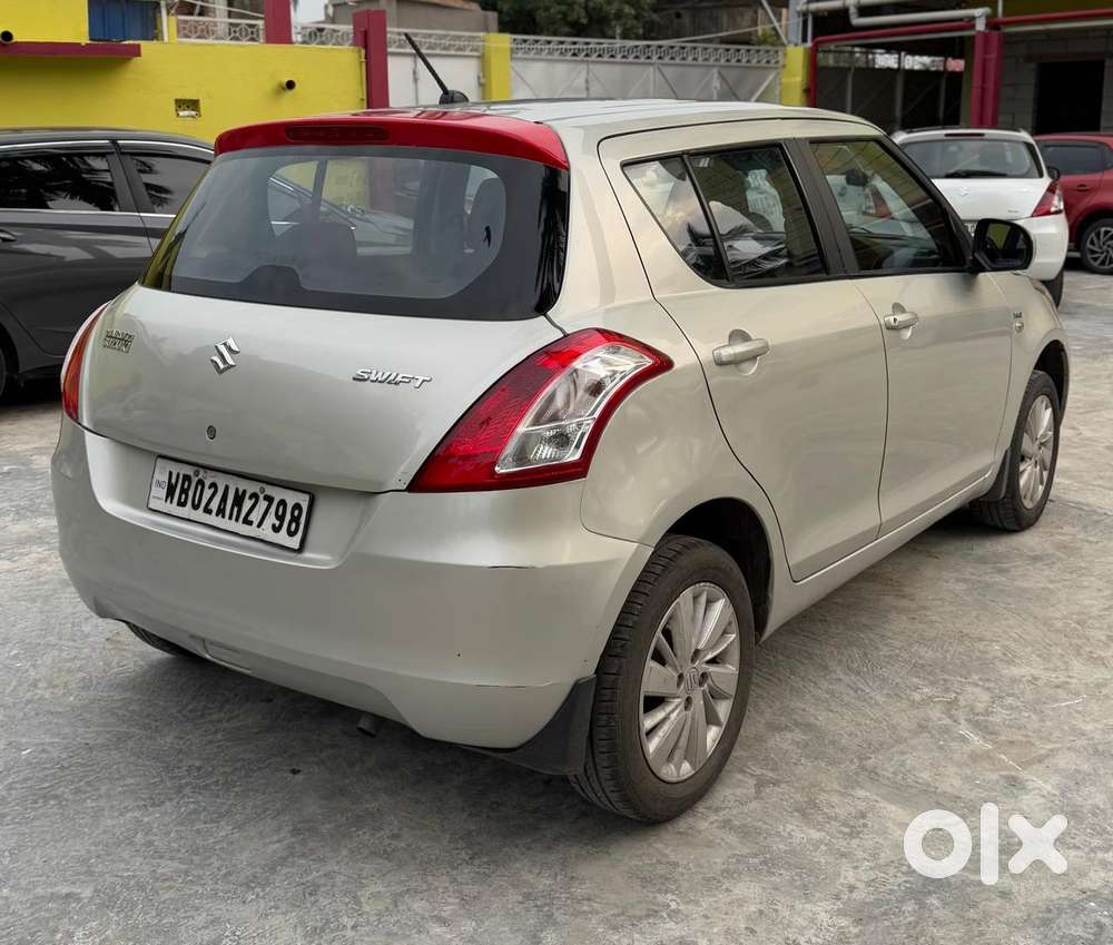 Maruti Suzuki Swift 1.2 Lxi (o), 2017, Petrol