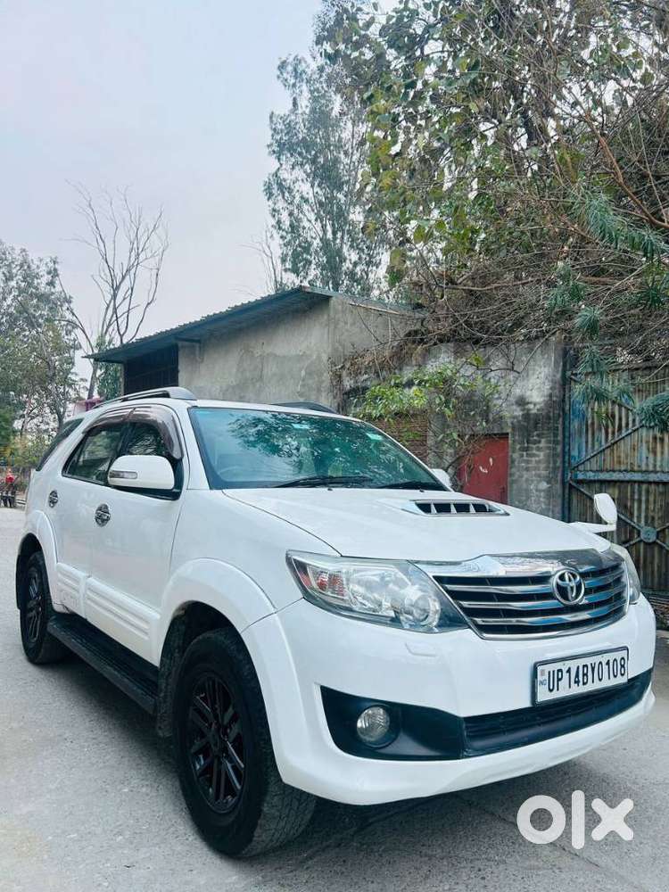 Toyota Fortuner 3.0 4x4 Manual, 2013, Diesel