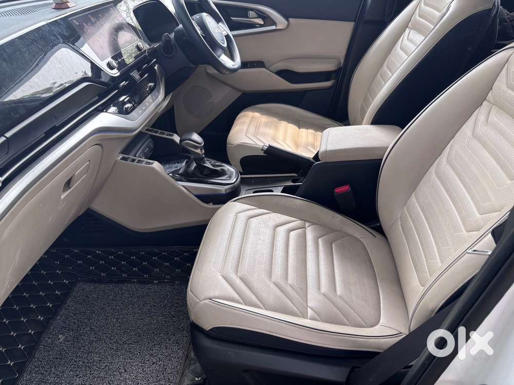 Kia Carens 2023 Petrol