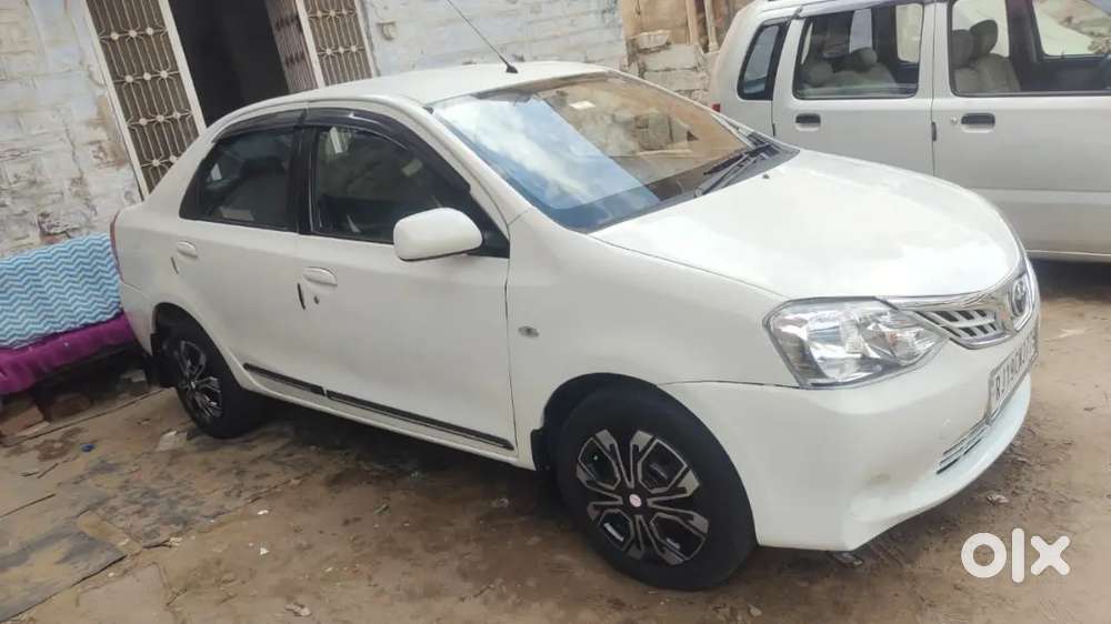Toyota Etios 2012 Cng & Hybrids 130000 Km Driven