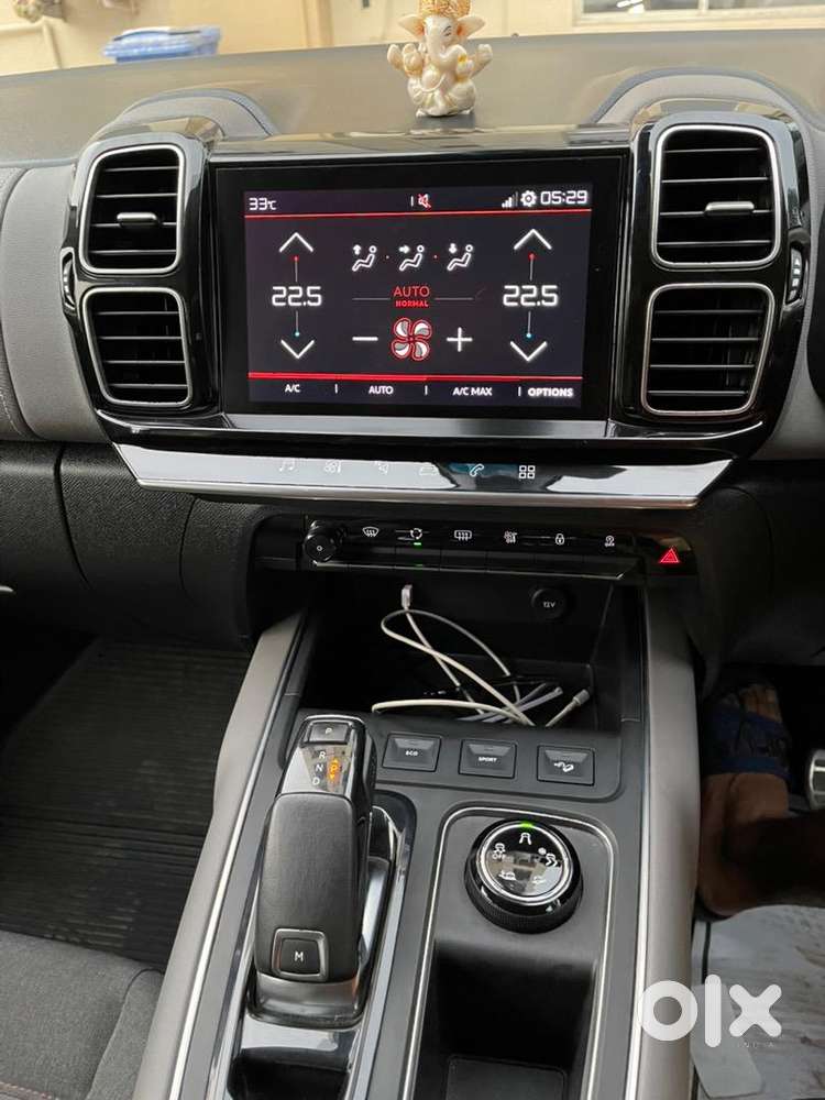 Citroen C5 Aircross  1st Owner  2.0 L Diesel Automatic  Dual Tone