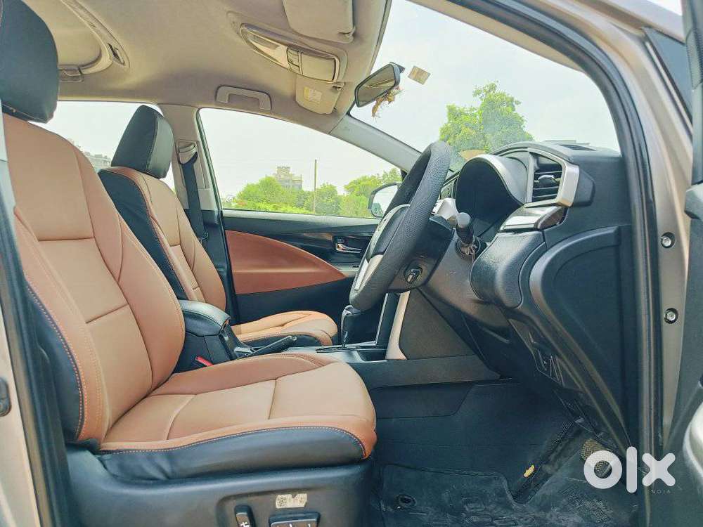 Toyota Innova Crysta 2.8 Zx At 7 Seater, 2019, Diesel