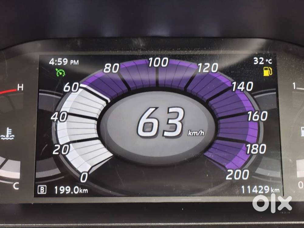 Nissan Magnite 1.0 Xv Premium, 2021, Petrol