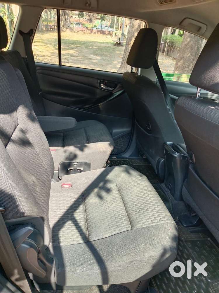 Toyota Innova Crysta 2.4 G Mt, 2017, Diesel